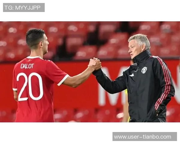 罗威留队困扰球队未来规划交易难觅合适替补成难题